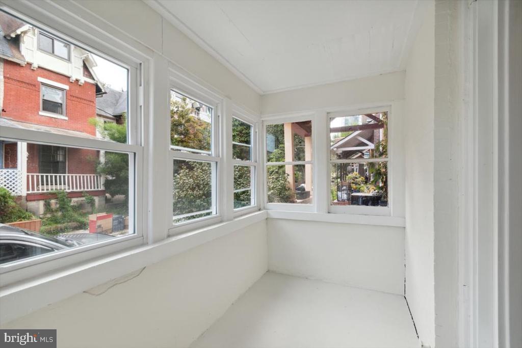 3205 Winter St in Philadelphia, PA - Building Photo