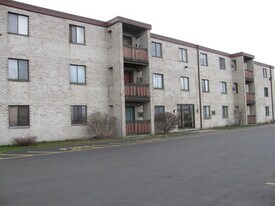 45 McCoba St, Unit 65 in Revere, MA - Building Photo