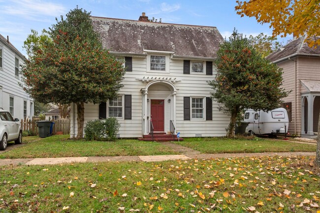 54 Main St in Newport News, VA - Foto de edificio - Building Photo