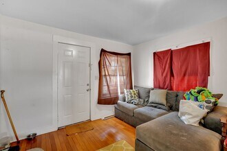 203 3rd Ave NE in Winchester, TN - Foto de edificio - Building Photo