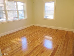 473 Broadway-Unit -Apt 2 in Medford, MA - Building Photo - Building Photo