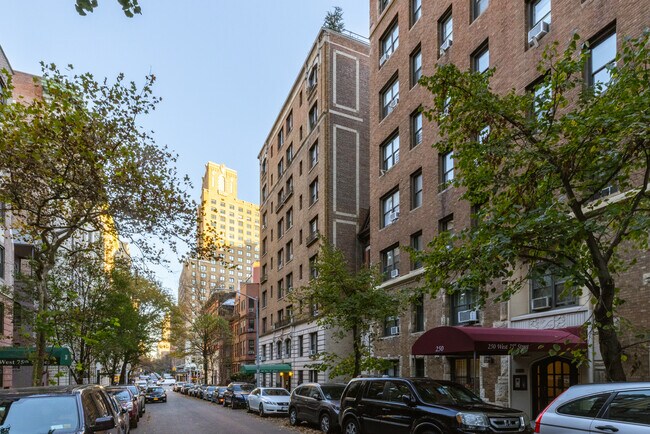 240 W 75th St