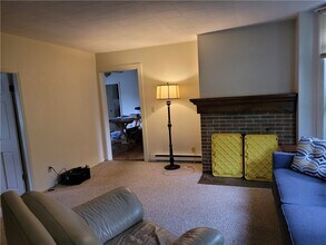 7 Cole St in Fairport, NY - Building Photo - Building Photo
