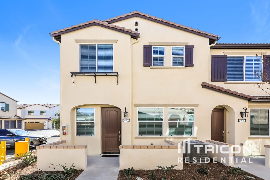 24702 Ahora Ct in Wildomar, CA - Building Photo