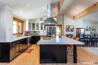 41 Cherry Hill Rd in Cornwall, CT - Building Photo - Building Photo