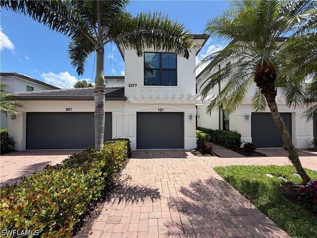 property at 2377 Ravenna Blvd