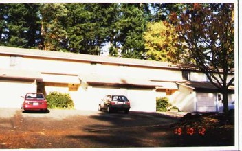 The Anchor Apartments in Edmonds, WA - Building Photo - Building Photo