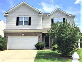 3735 Village Springs Dr in High Point, NC - Building Photo