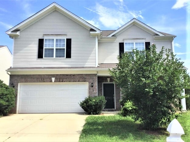 property at 3735 Village Springs Dr