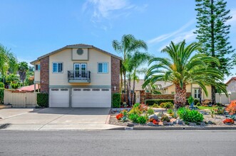 2143 Acker Way in Escondido, CA - Building Photo - Building Photo