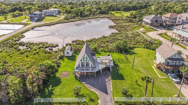 2009 Todville Rd in Seabrook, TX - Foto de edificio - Building Photo