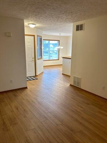 715 Milcrest Dr in Marysville, OH - Foto de edificio - Building Photo