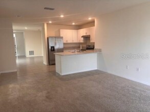 1827 Wild Rye Way in Kissimmee, FL - Building Photo - Building Photo