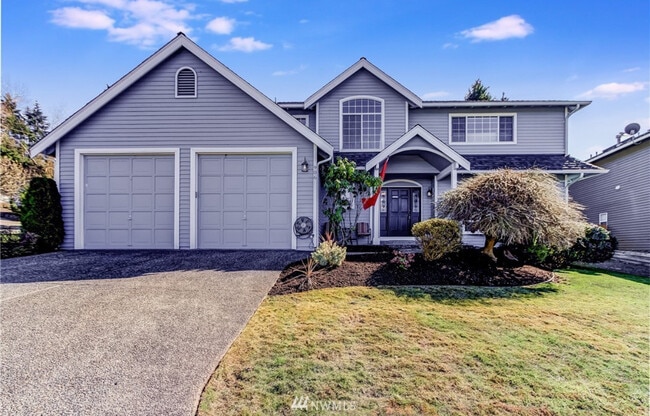 property at 906 51st St SE