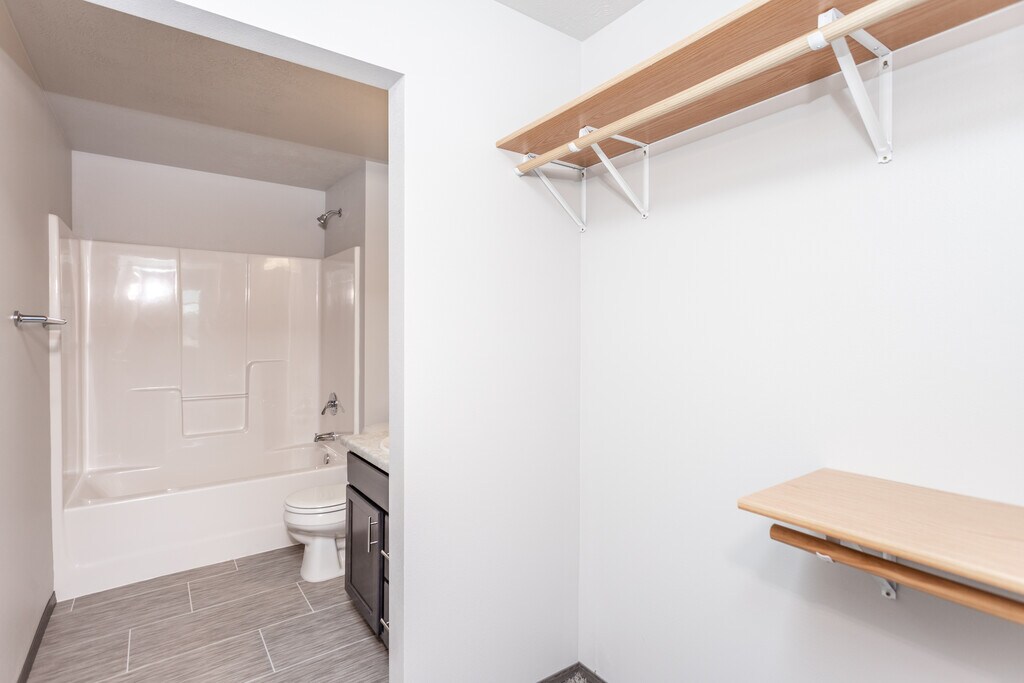 Whisper Ridge Commons Apartments in Sioux Falls, SD