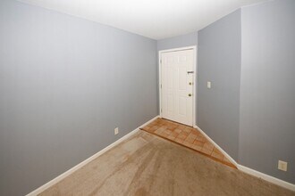 702 Garden Ct in Atlanta, GA - Building Photo - Building Photo