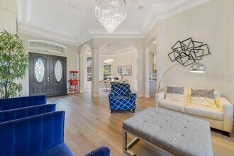 9102 Southern Breeze Dr in Orlando, FL - Building Photo - Building Photo