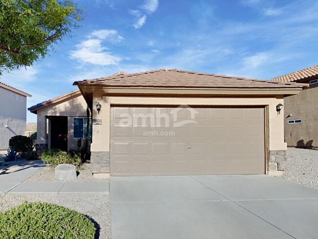 property at 31491 N Cactus Dr
