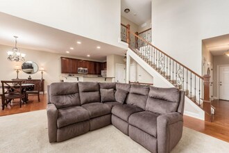 903 Adara Dr in Columbus, OH - Building Photo - Building Photo