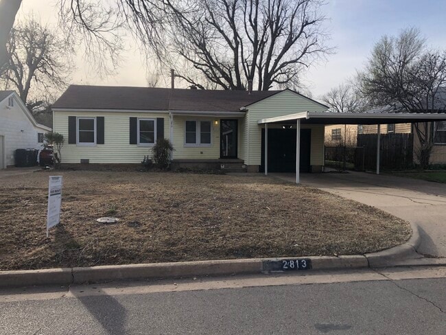 property at 2813 North Geraldine Avenue