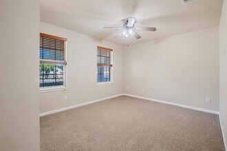 9400 Morgan Creek Dr in Austin, TX - Building Photo - Building Photo