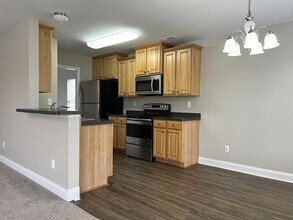 241 Shadow Ct SW in Huntsville, AL - Building Photo - Building Photo