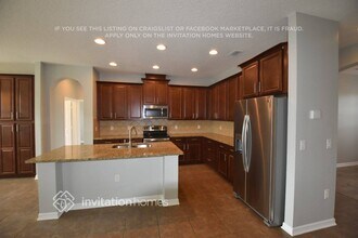 2425 Misty Cove Cir in Apopka, FL - Foto de edificio - Building Photo