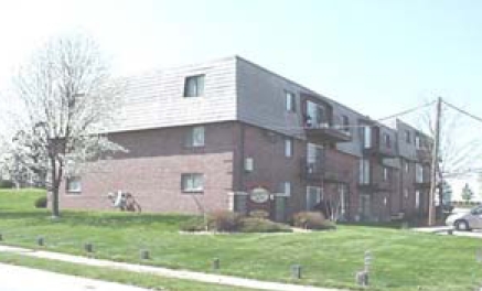 SPACIOUS APARTMENTS LOCATED IN THE HEART O... in Omaha, NE - Foto de edificio - Building Photo