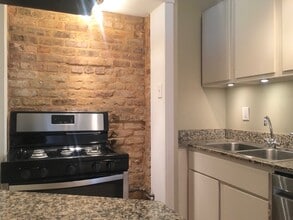 1720 N Honore St, Unit 1 in Chicago, IL - Building Photo - Building Photo