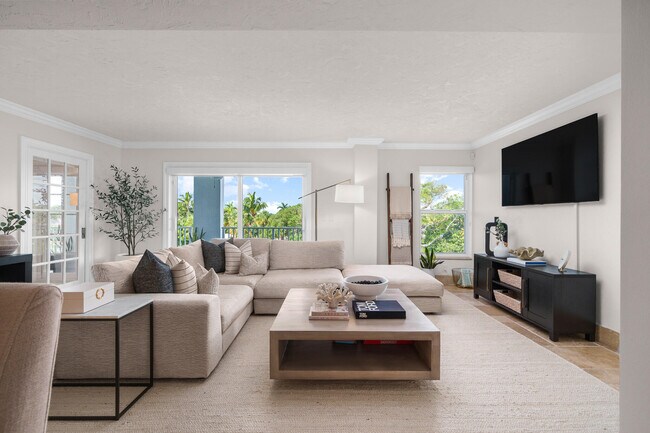 1111 S Ocean Blvd in Boca Raton, FL - Building Photo - Building Photo