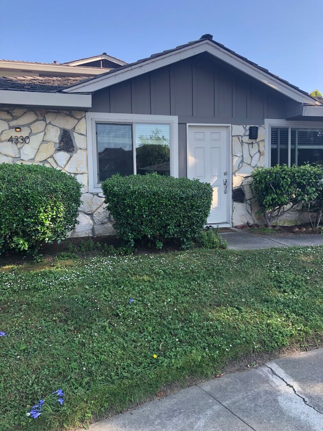 4330 Diamond St in Capitola, CA - Building Photo - Building Photo