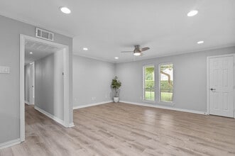 5084 Matilda St, Unit 119 in Dallas, TX - Building Photo - Building Photo