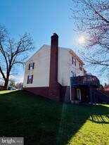 8040 Waterview Ct in Frederick, MD - Building Photo