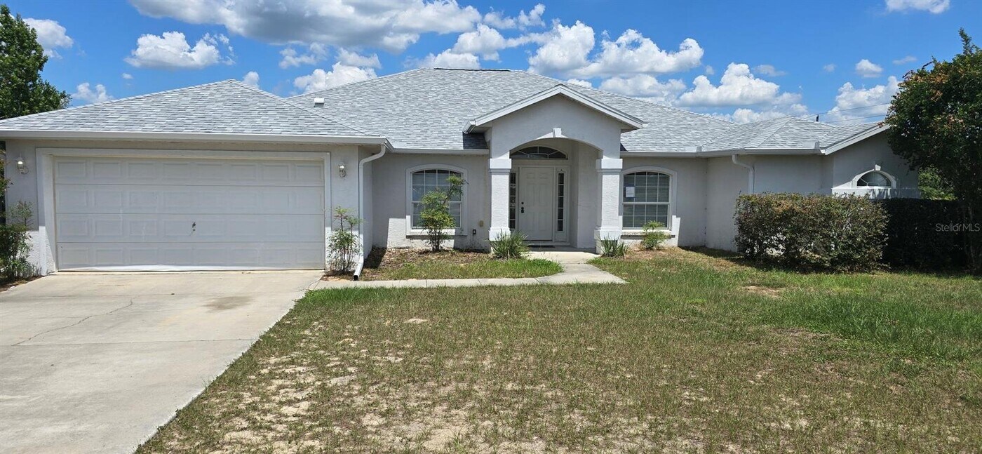 9995 SW 41st Ave in Ocala, FL - Building Photo