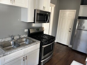 4122 W 26th St, Unit 4122 W26th 2F in Chicago, IL - Building Photo - Building Photo