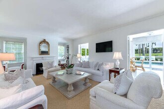229 Pendleton Ave in Palm Beach, FL - Building Photo - Building Photo