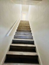 860 W 47th St in Los Angeles, CA - Building Photo - Building Photo