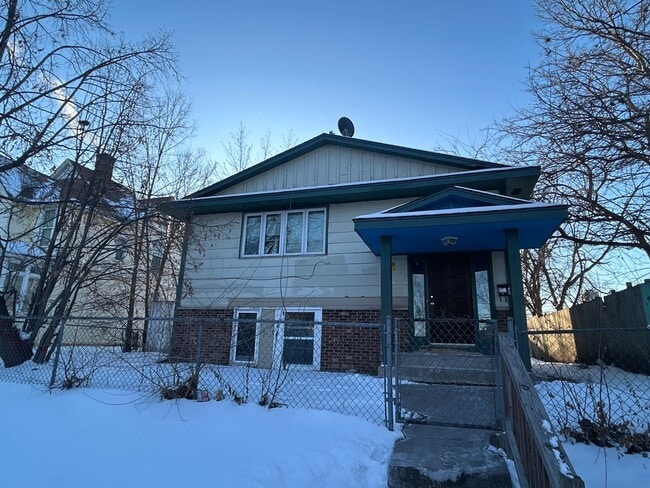 property at 3014 15th Ave S