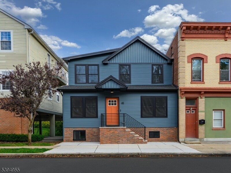 42 Church St in South Orange, NJ - Building Photo