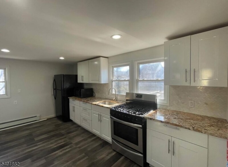 10 Hopper St in Paterson, NJ - Building Photo