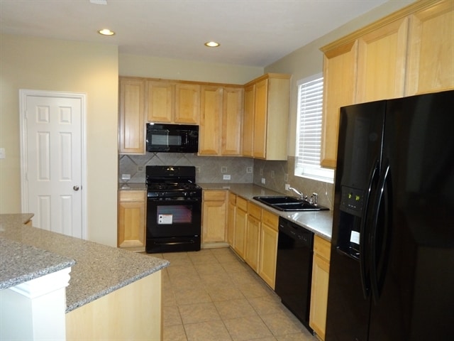 2610 Dawn River Ln in Pearland, TX - Building Photo - Building Photo