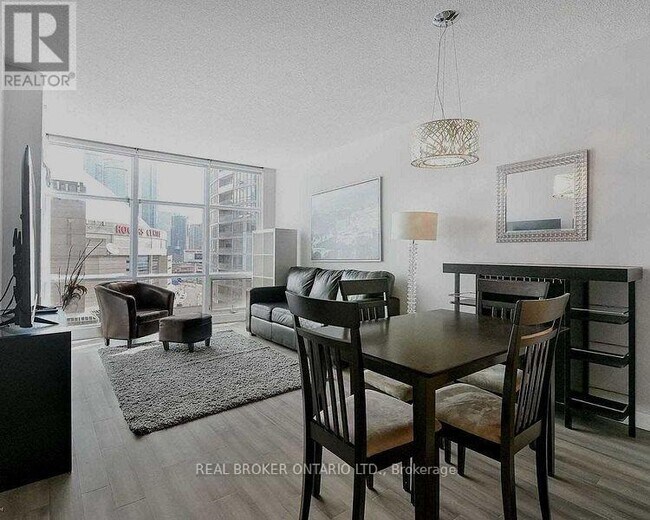 property at 1512-10-910 Navy Wharf Ct