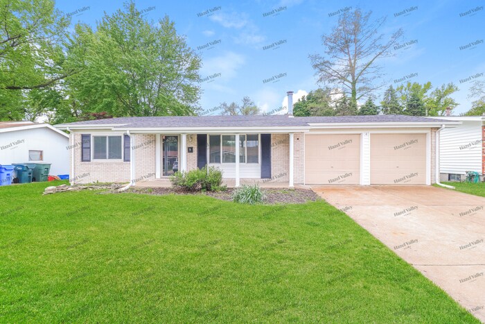 4 Blackfoot Ct in Florissant, MO - Building Photo