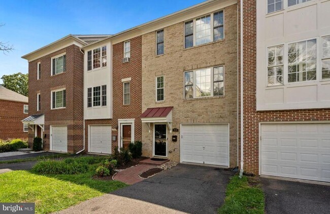 property at 1636 S Taylor St