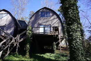 1453 Barnett Shoals Rd in Athens, GA - Building Photo