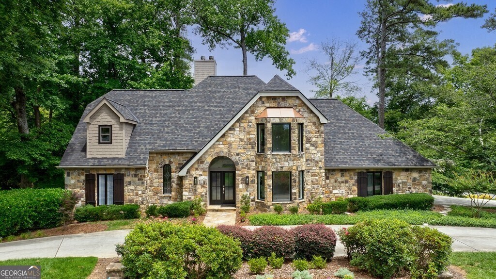 459 Atlanta Country Club Dr in Marietta, GA - Building Photo