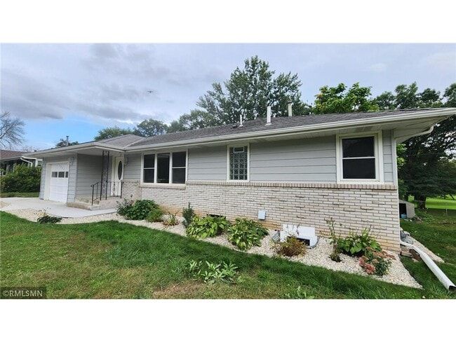 7961 59th Ave N in Minneapolis, MN - Building Photo - Building Photo