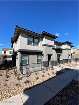 345 Summer Sparrow Ave in Henderson, NV - Building Photo