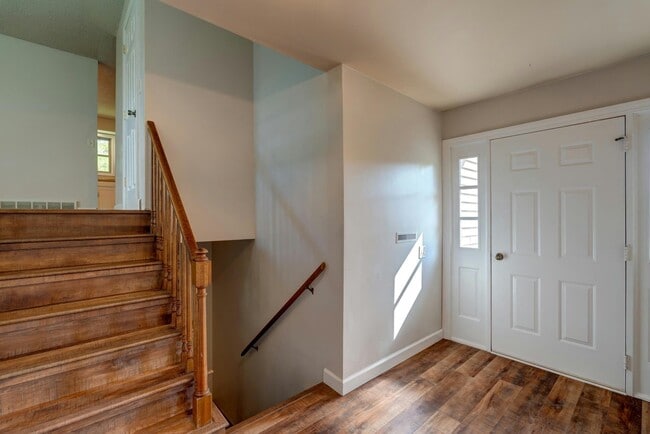 390 Columbus Ct in Sun Prairie, WI - Building Photo - Building Photo