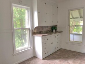 2207 N Bryant Ave in Minneapolis, MN - Building Photo - Building Photo